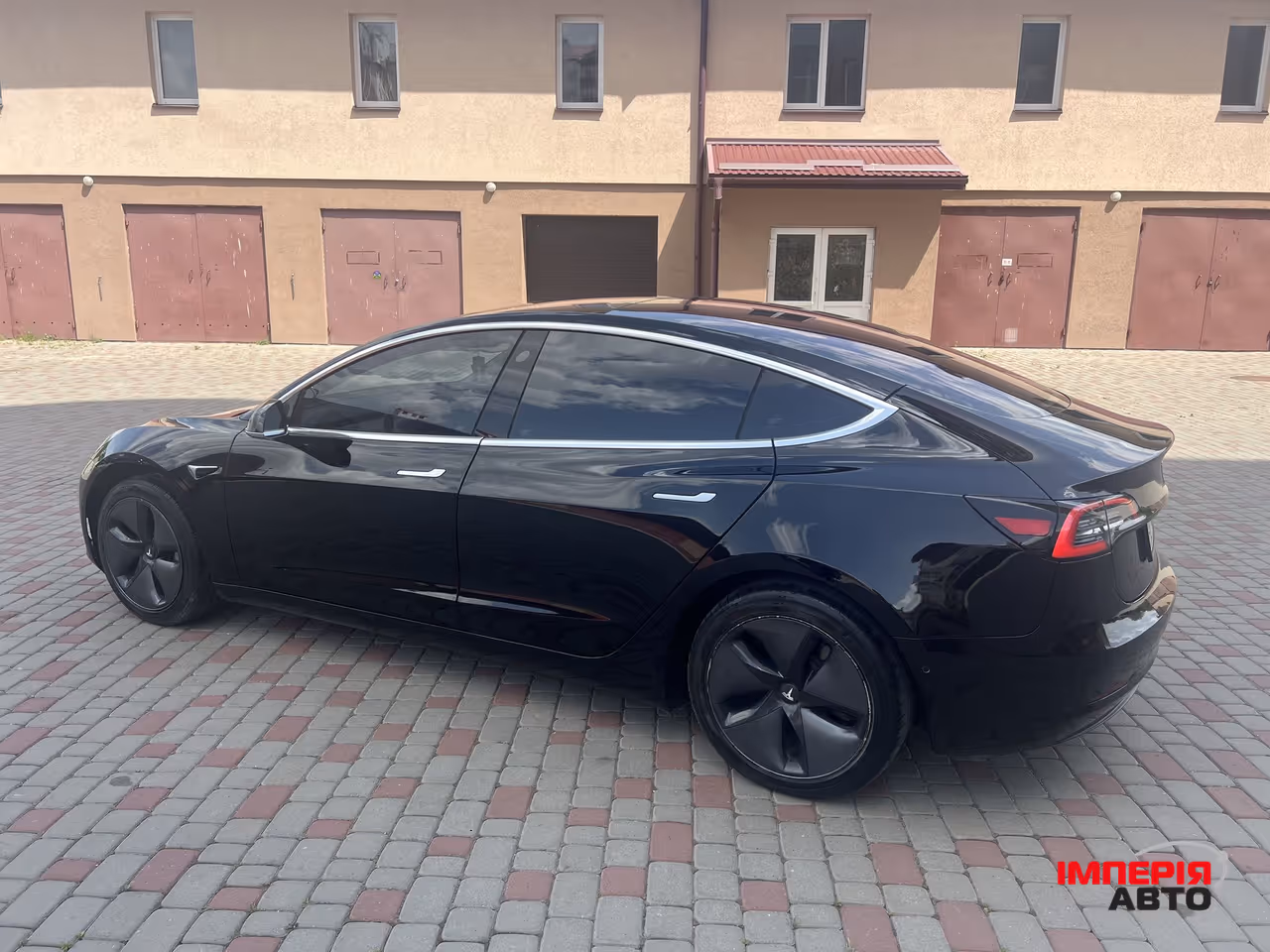 Tesla Model 3 - фото 25