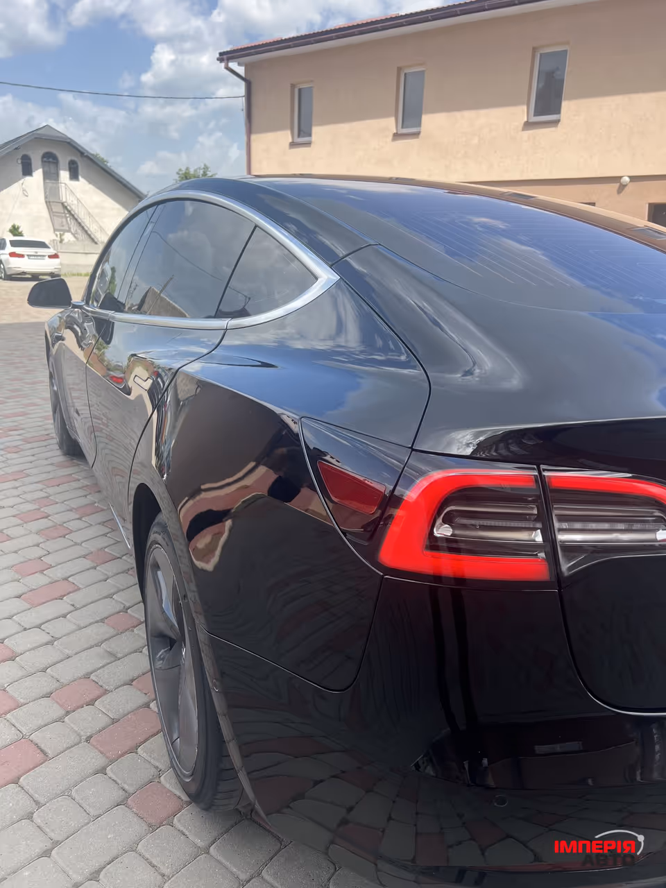 Tesla Model 3 - фото 19