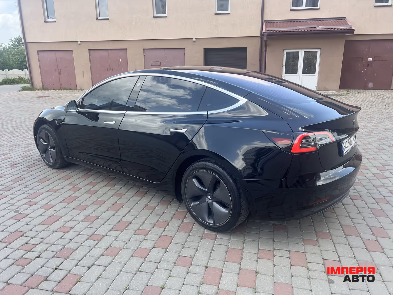 Tesla Model 3 - фото 13