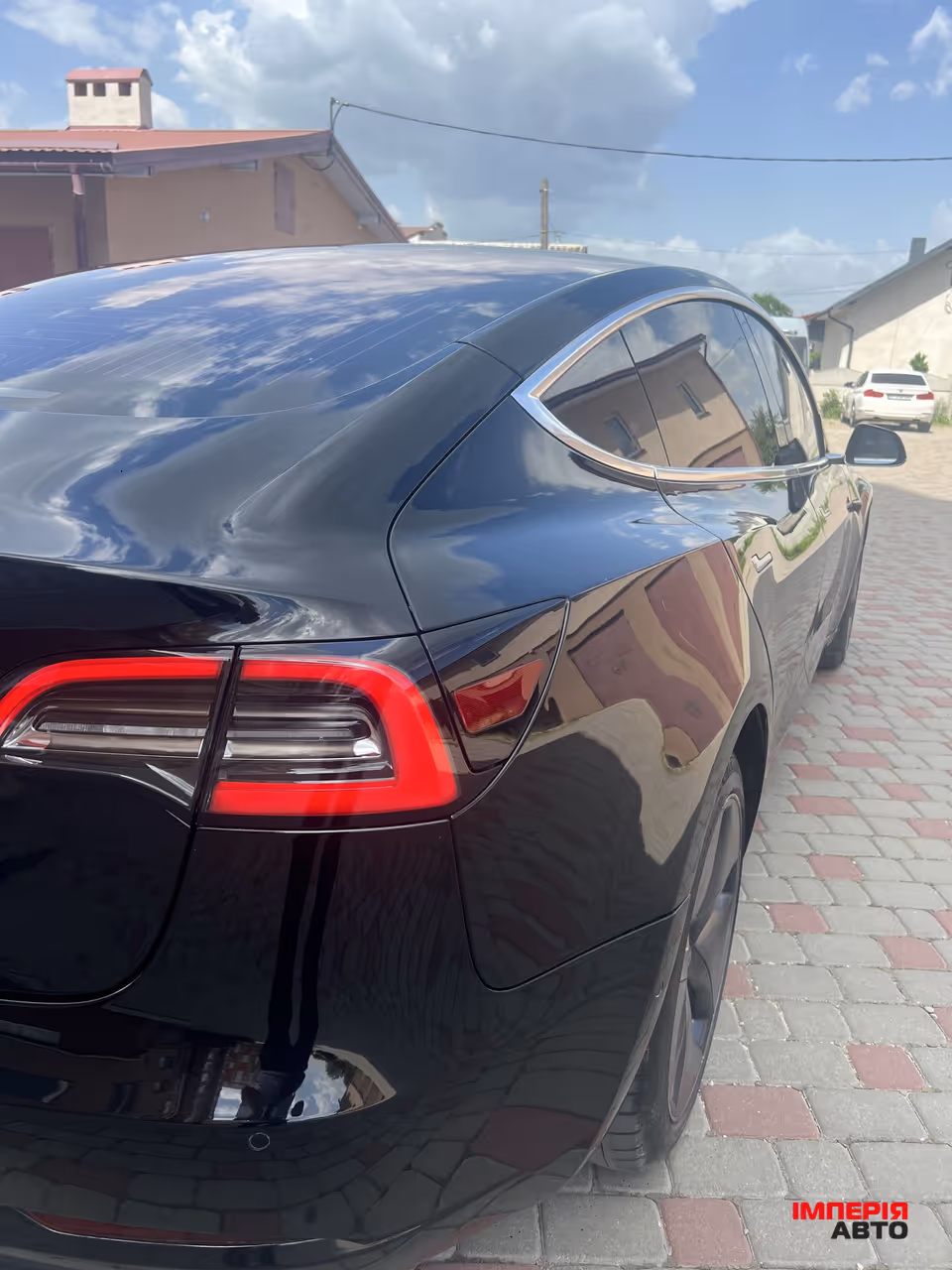 Tesla Model 3 - фото 18
