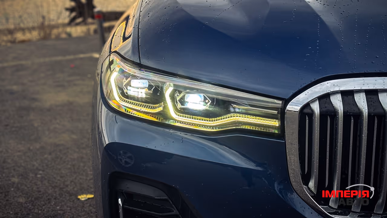 BMW X7 - фото 3