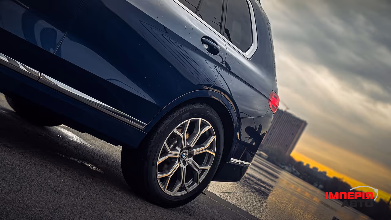 BMW X7 - фото 6