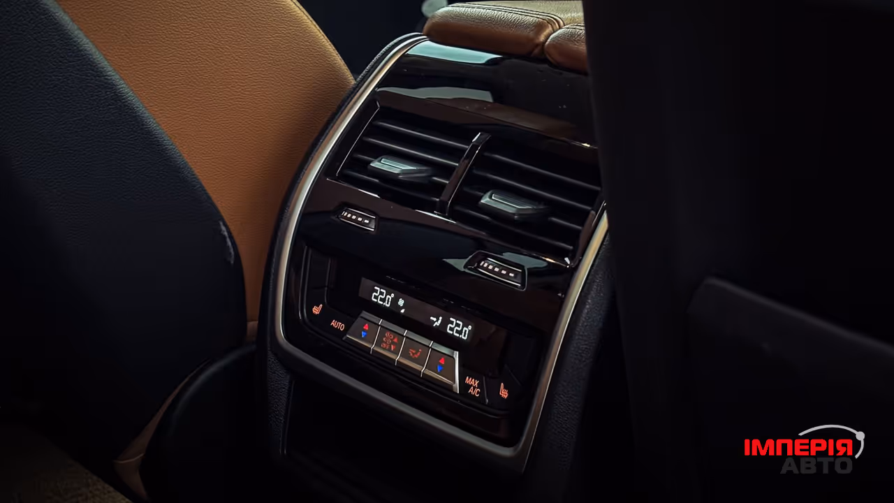 BMW X7 - фото 20