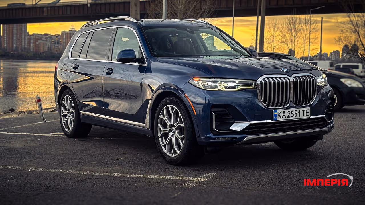 BMW X7 - фото 5