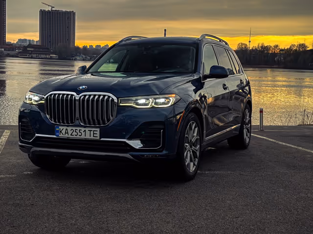 BMW X7 - фото 4