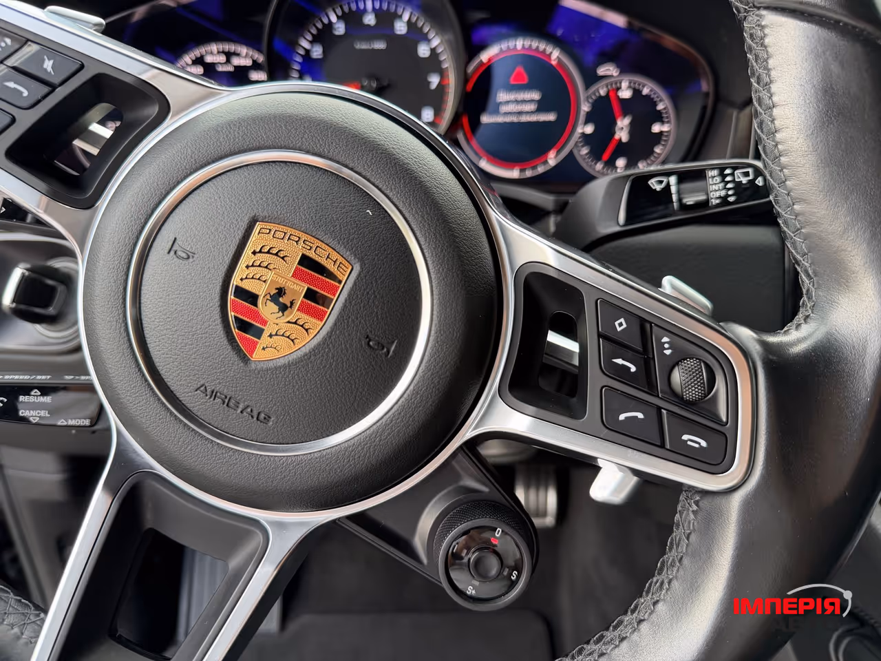 Porsche Cayenne - фото 39
