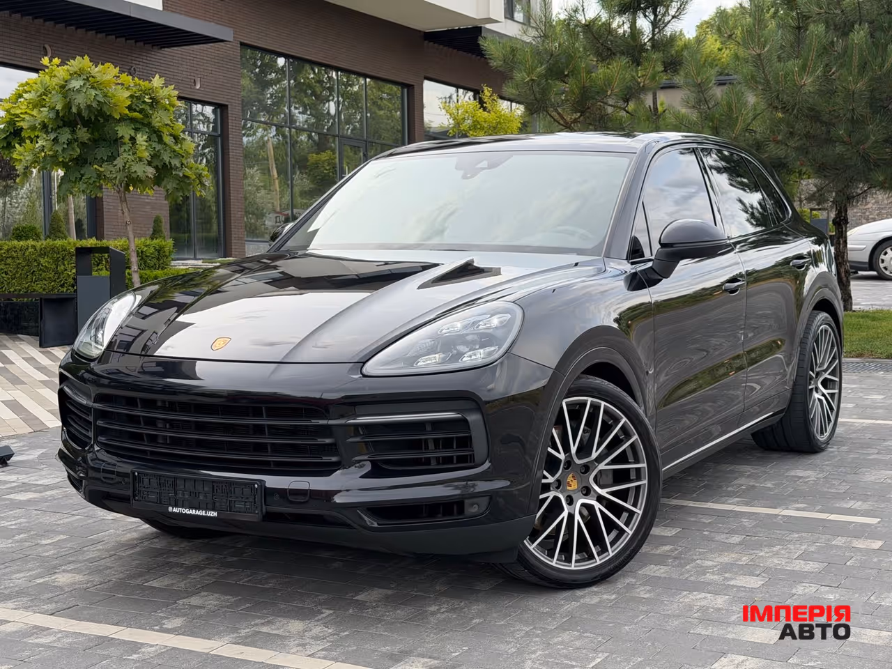 Porsche Cayenne - фото 1