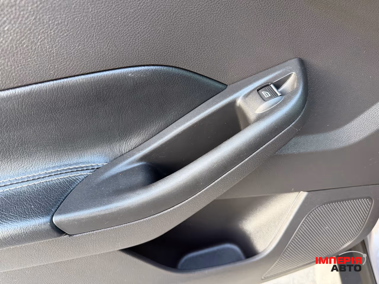 Ford Focus - фото 42