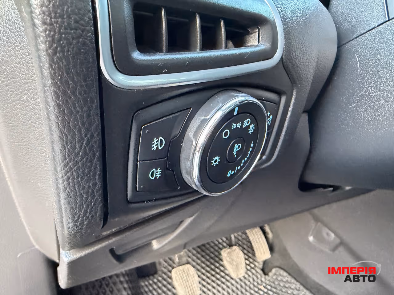 Ford Focus - фото 37