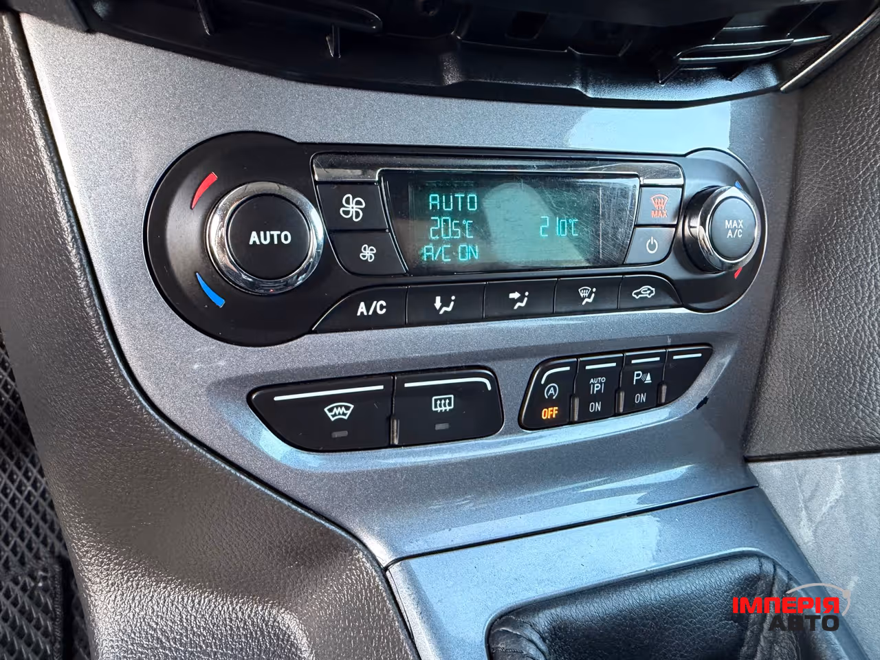 Ford Focus - фото 33