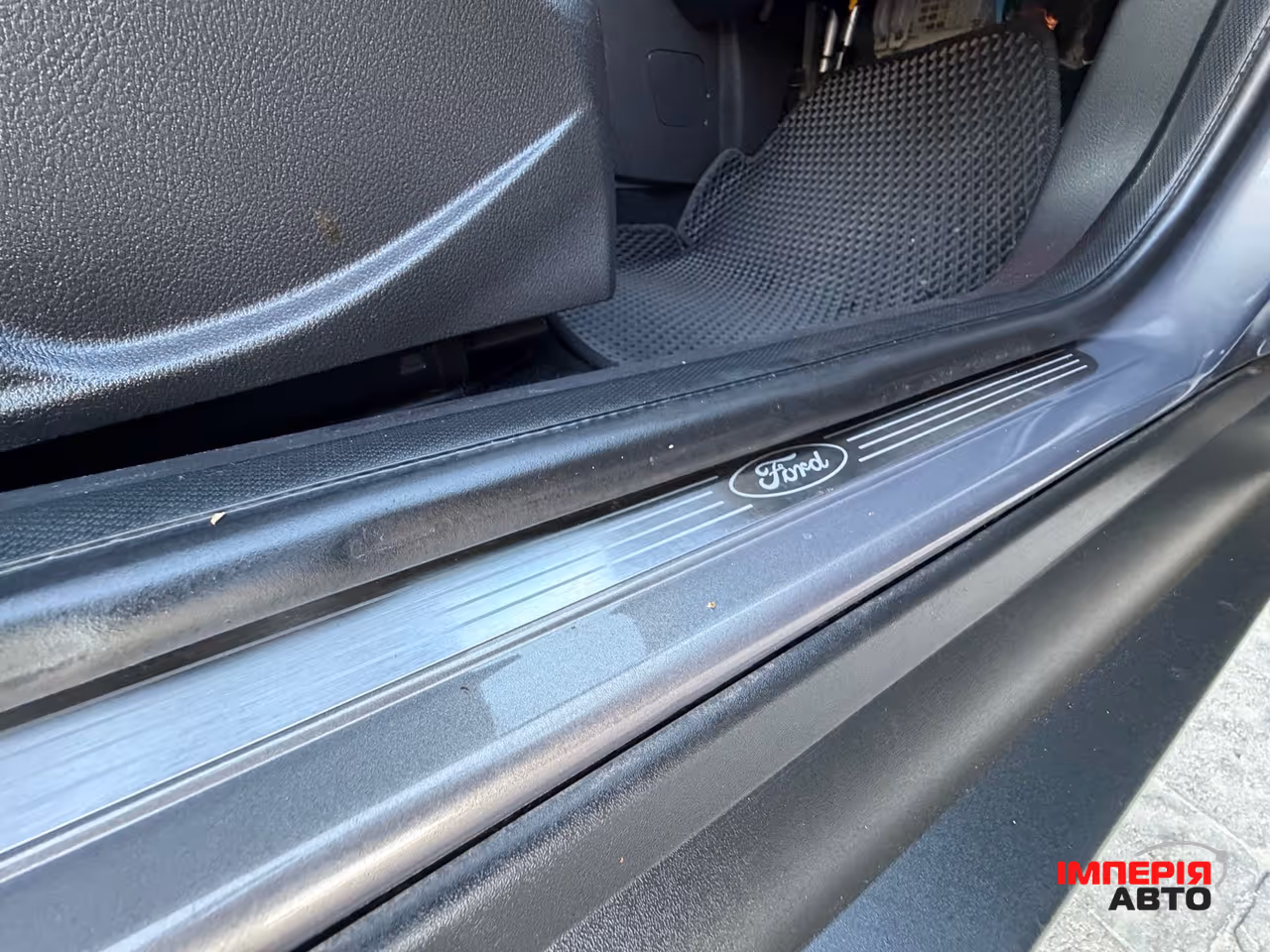 Ford Focus - фото 14