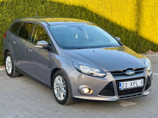 Ford Focus - фото 2