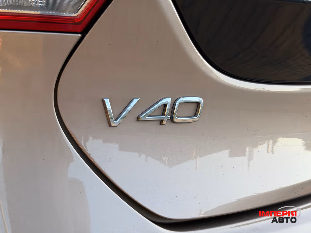 Volvo V40 Cross Country - фото 65