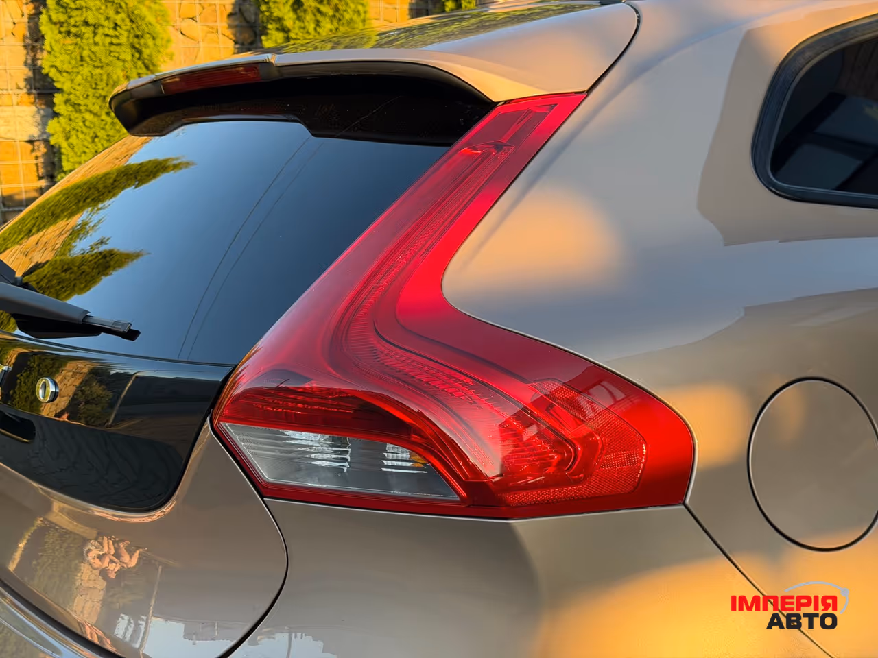 Volvo V40 Cross Country - фото 76