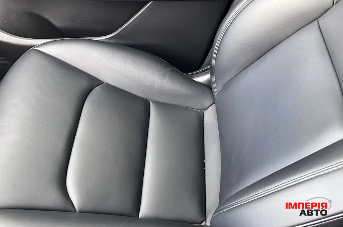 Tesla Model Y - фото 14