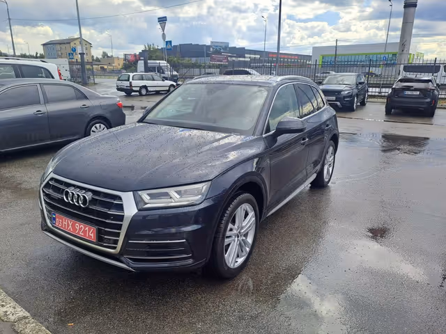 Audi Q5 - фото 2