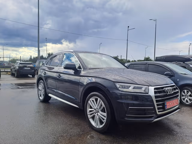 Audi Q5 - фото 3