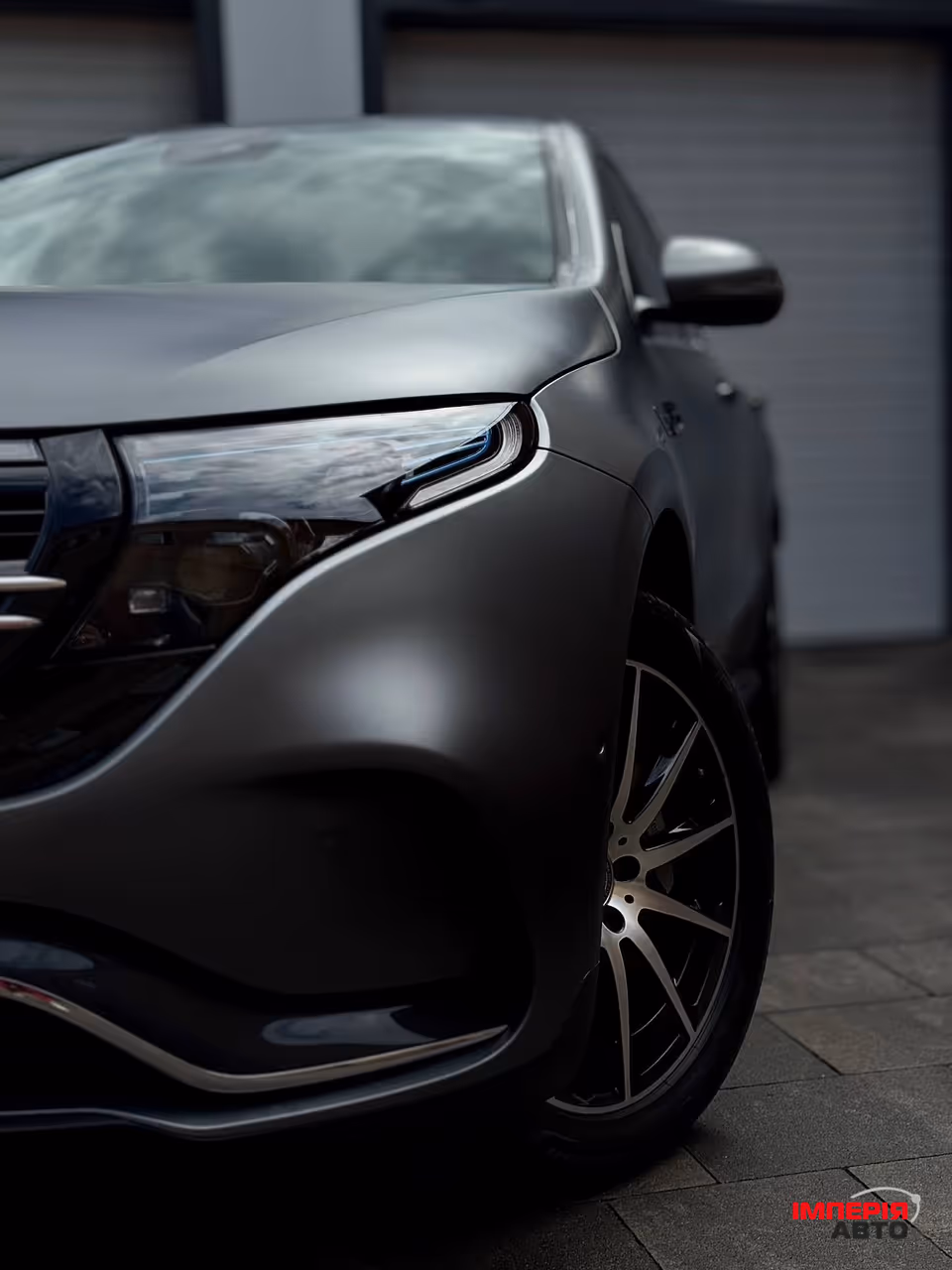 Mercedes-Benz EQC - фото 8