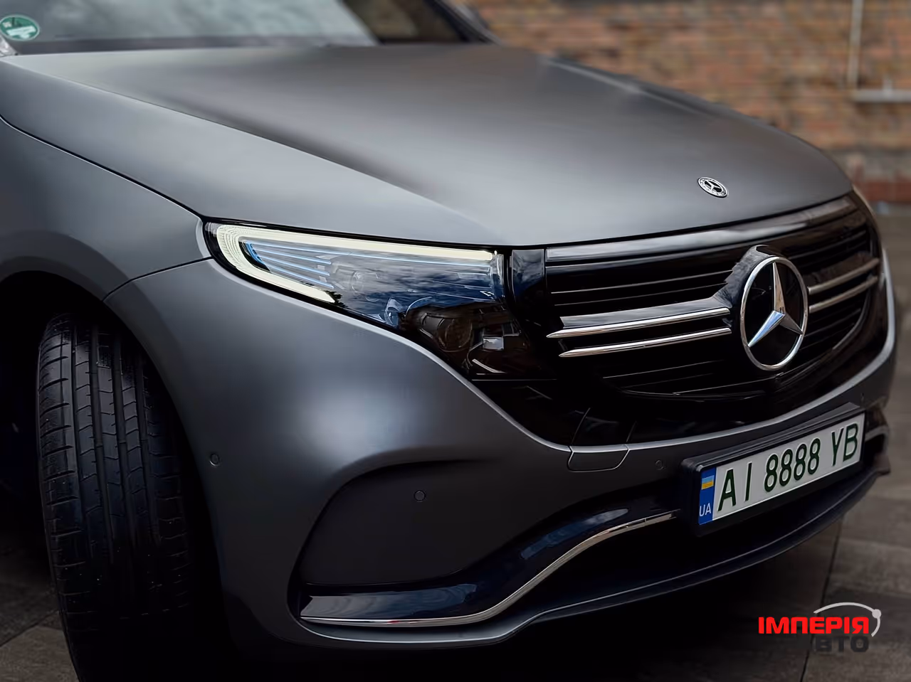 Mercedes-Benz EQC - фото 6