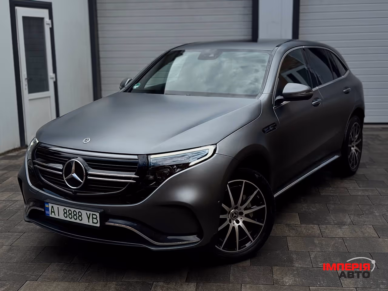 Mercedes-Benz EQC - фото 1