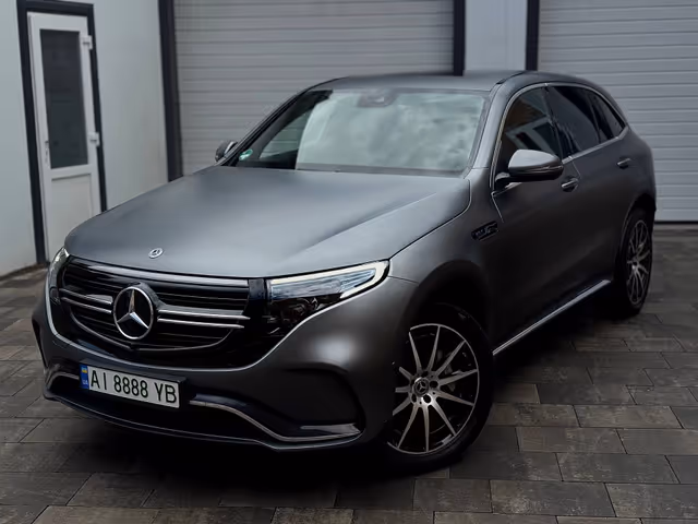 Mercedes-Benz EQC - фото 1