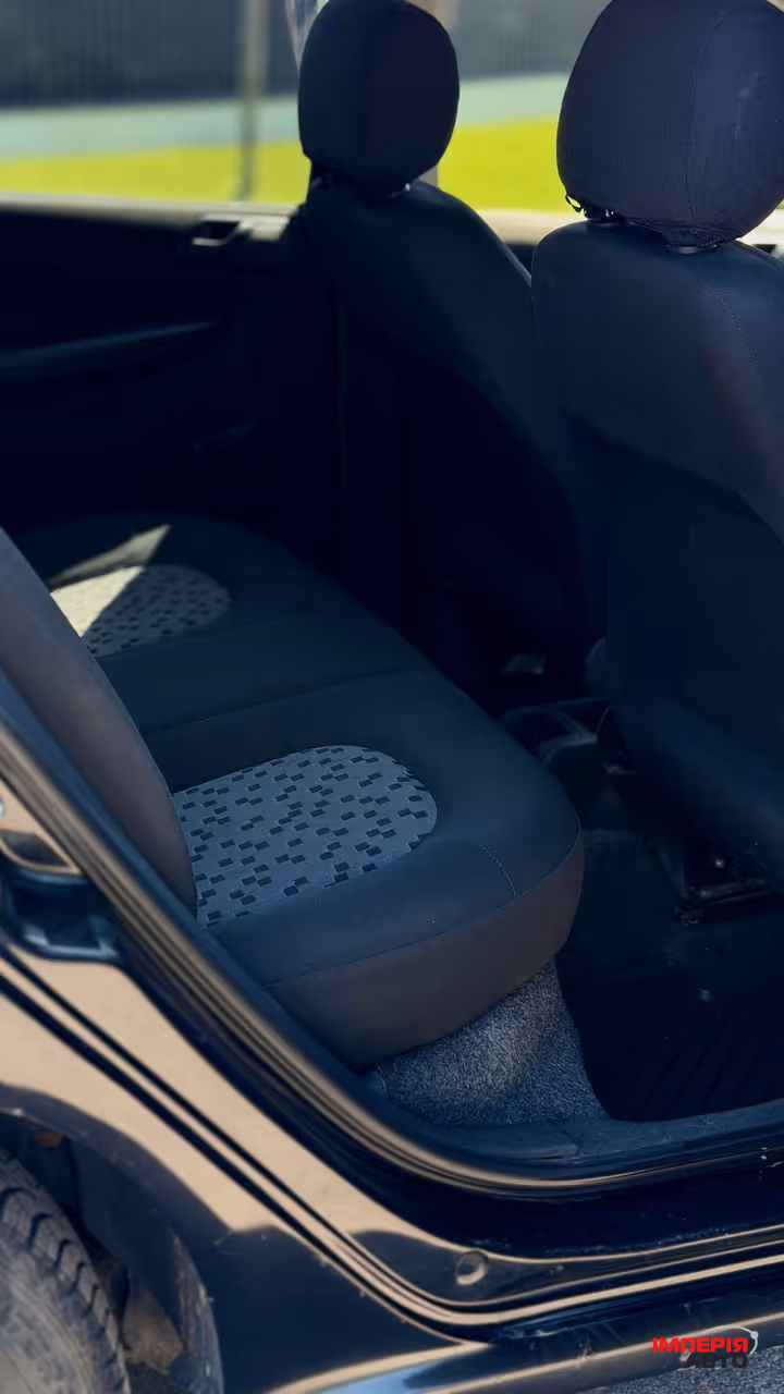 Skoda Fabia - фото 15