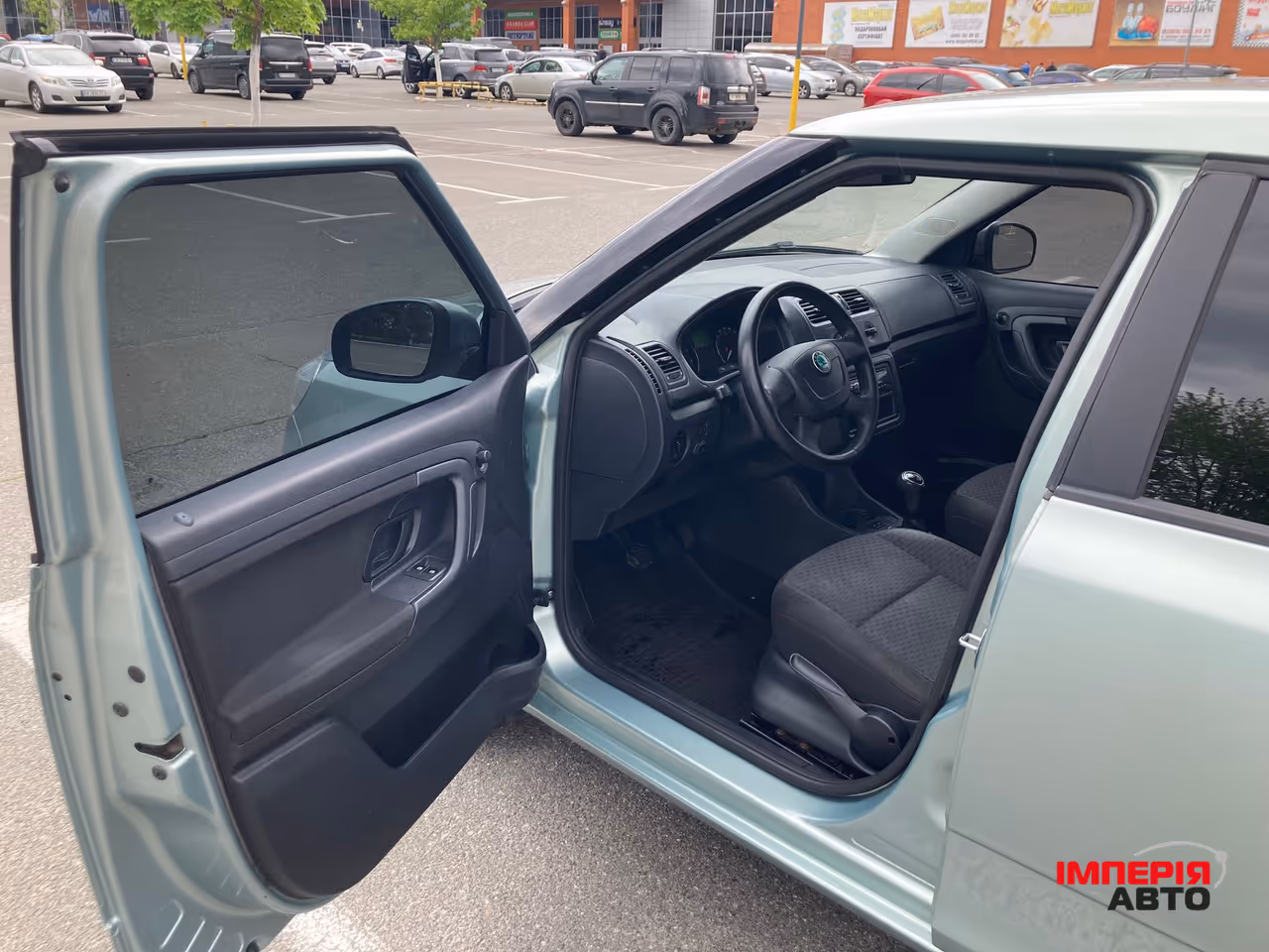 Skoda Fabia - фото 10