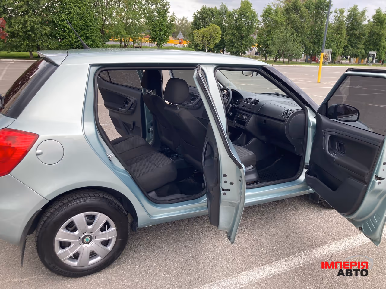 Skoda Fabia - фото 15