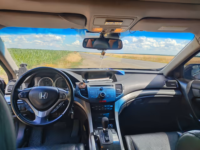 Honda Accord - фото 2