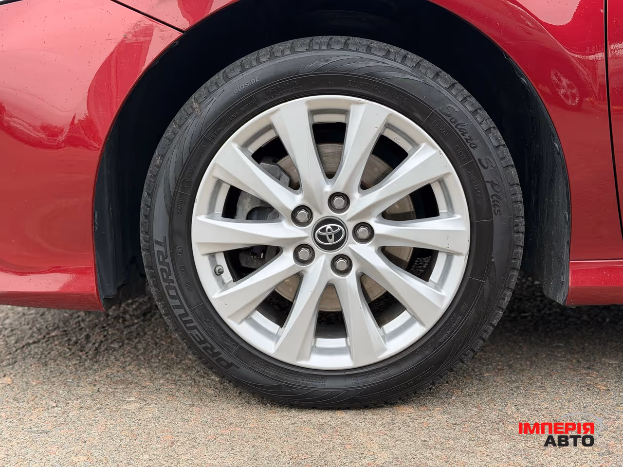 Toyota Camry - фото 4