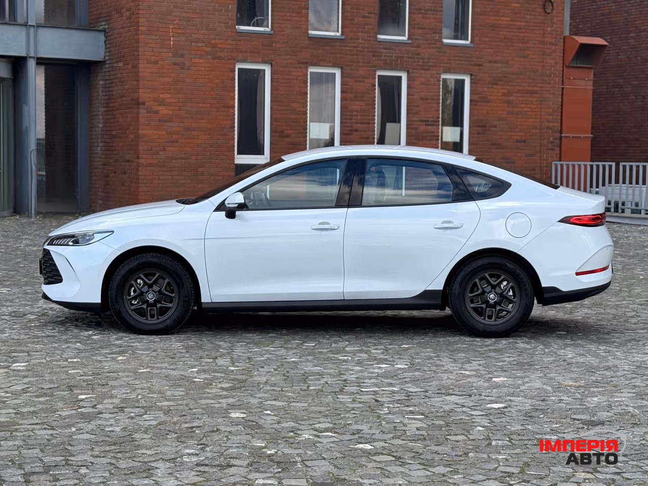 BYD Qin Plus - фото 4