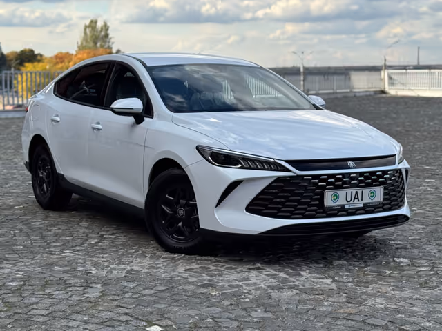 BYD Qin Plus - фото 3