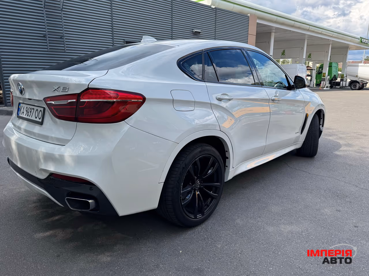 BMW X6 - фото 7