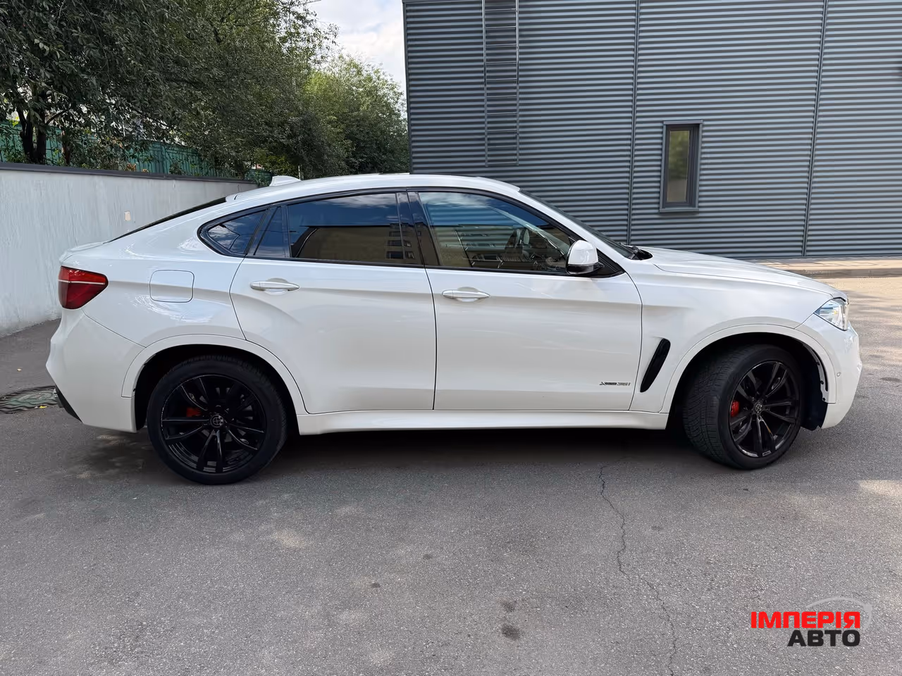 BMW X6 - фото 8