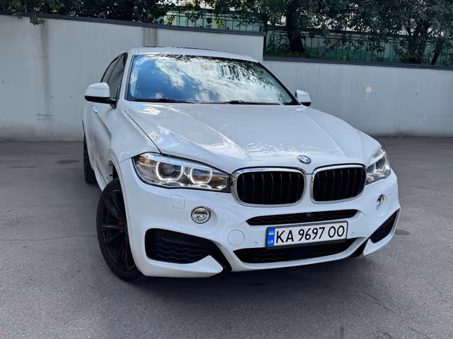 BMW X6 - фото 1