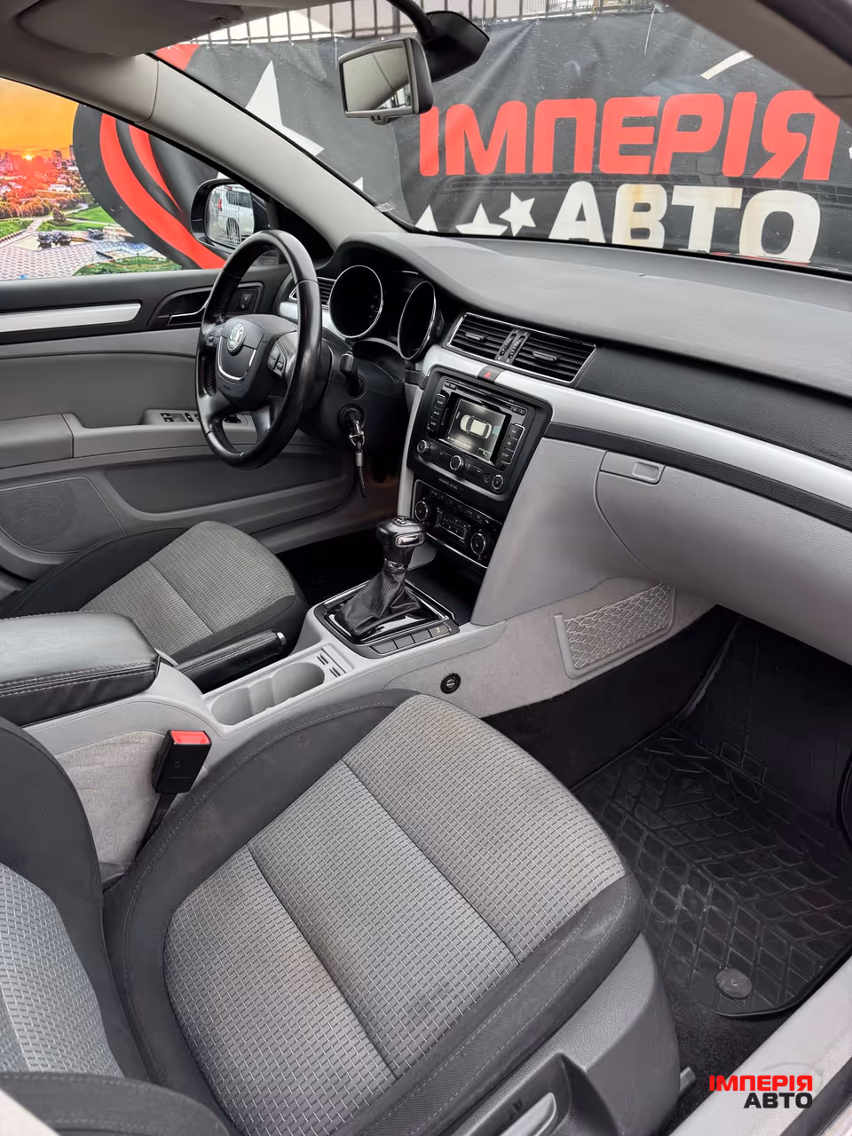 Skoda Superb - фото 19