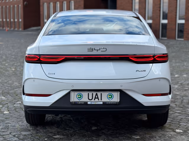 BYD Qin Plus - фото 5