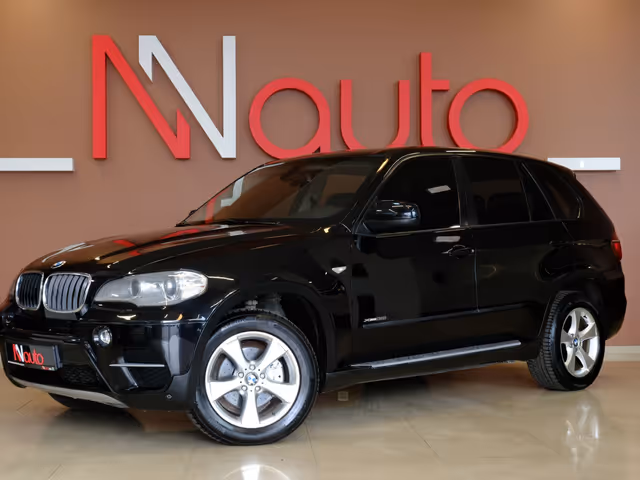 BMW X5 - фото 1
