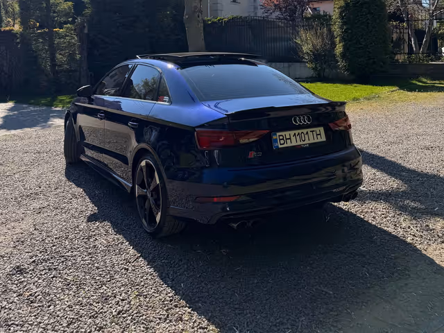 Audi S3 - фото 2
