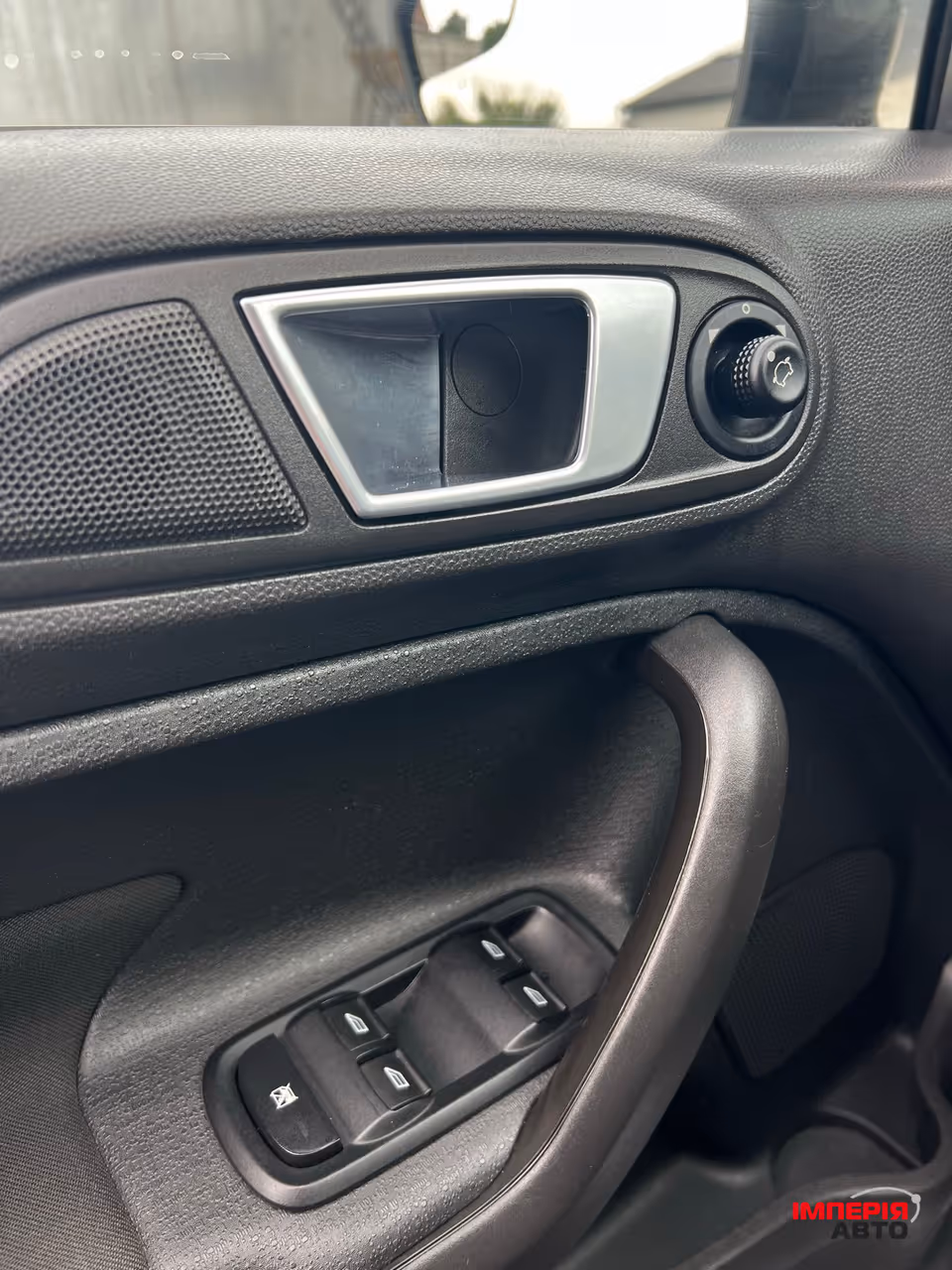 Ford Fiesta - фото 32