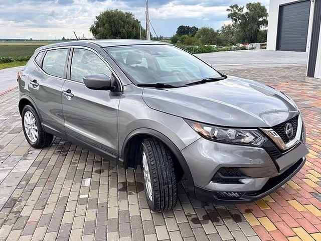 Nissan Rogue Sport - фото 2