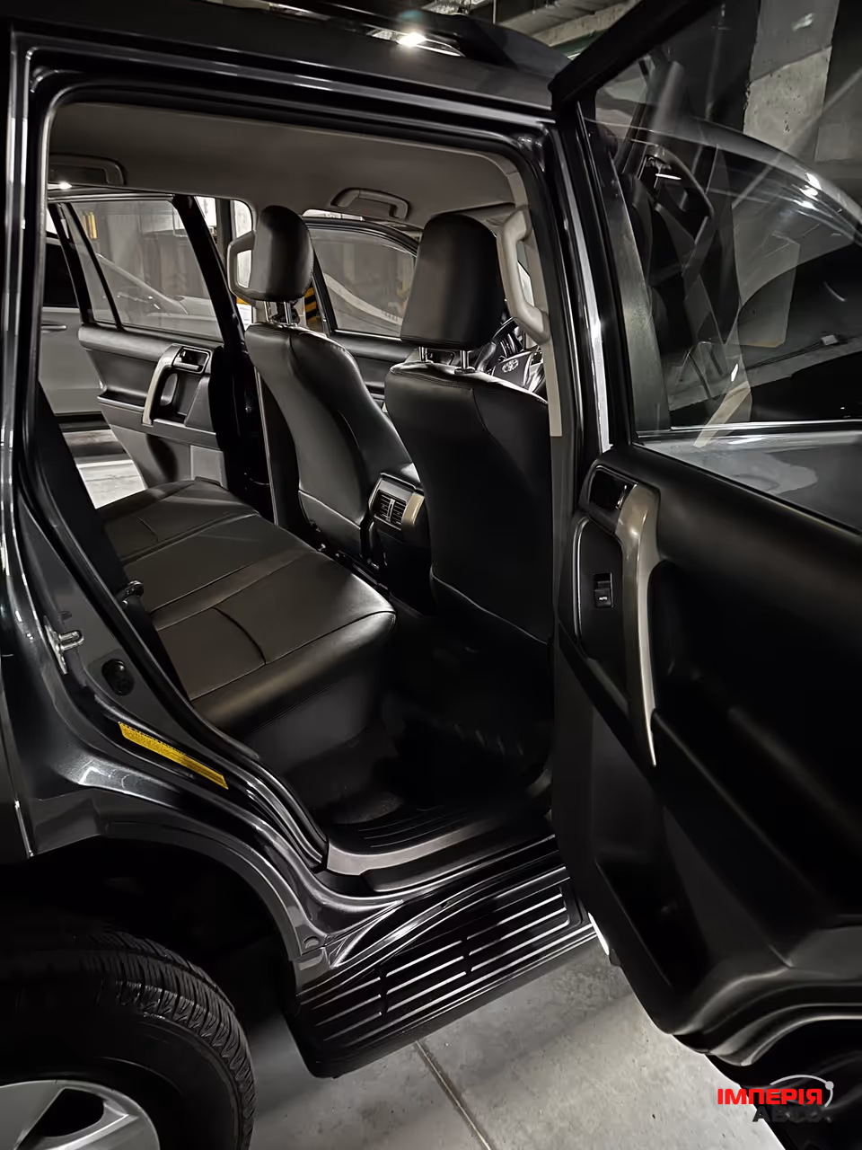 Toyota Land Cruiser Prado - фото 8