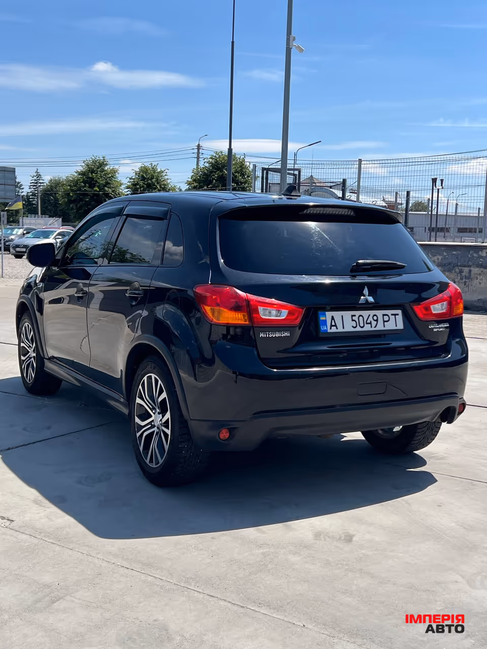 Mitsubishi Outlander Sport - фото 12