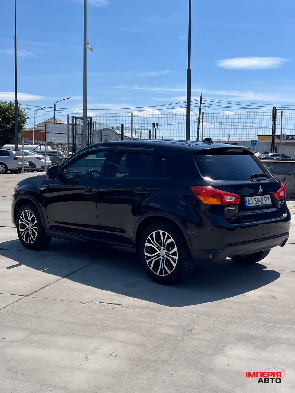 Mitsubishi Outlander Sport - фото 11