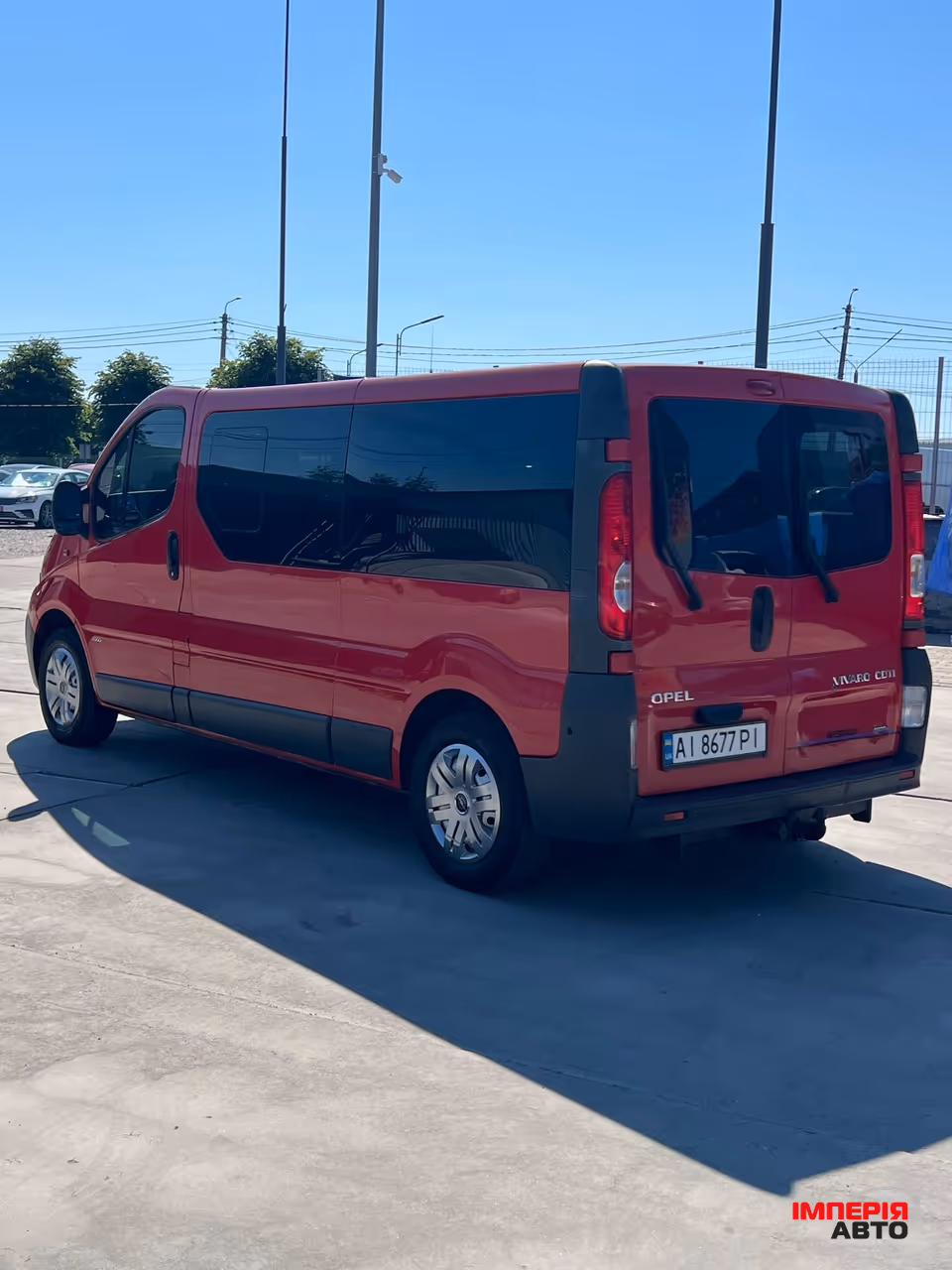Opel Vivaro - фото 12