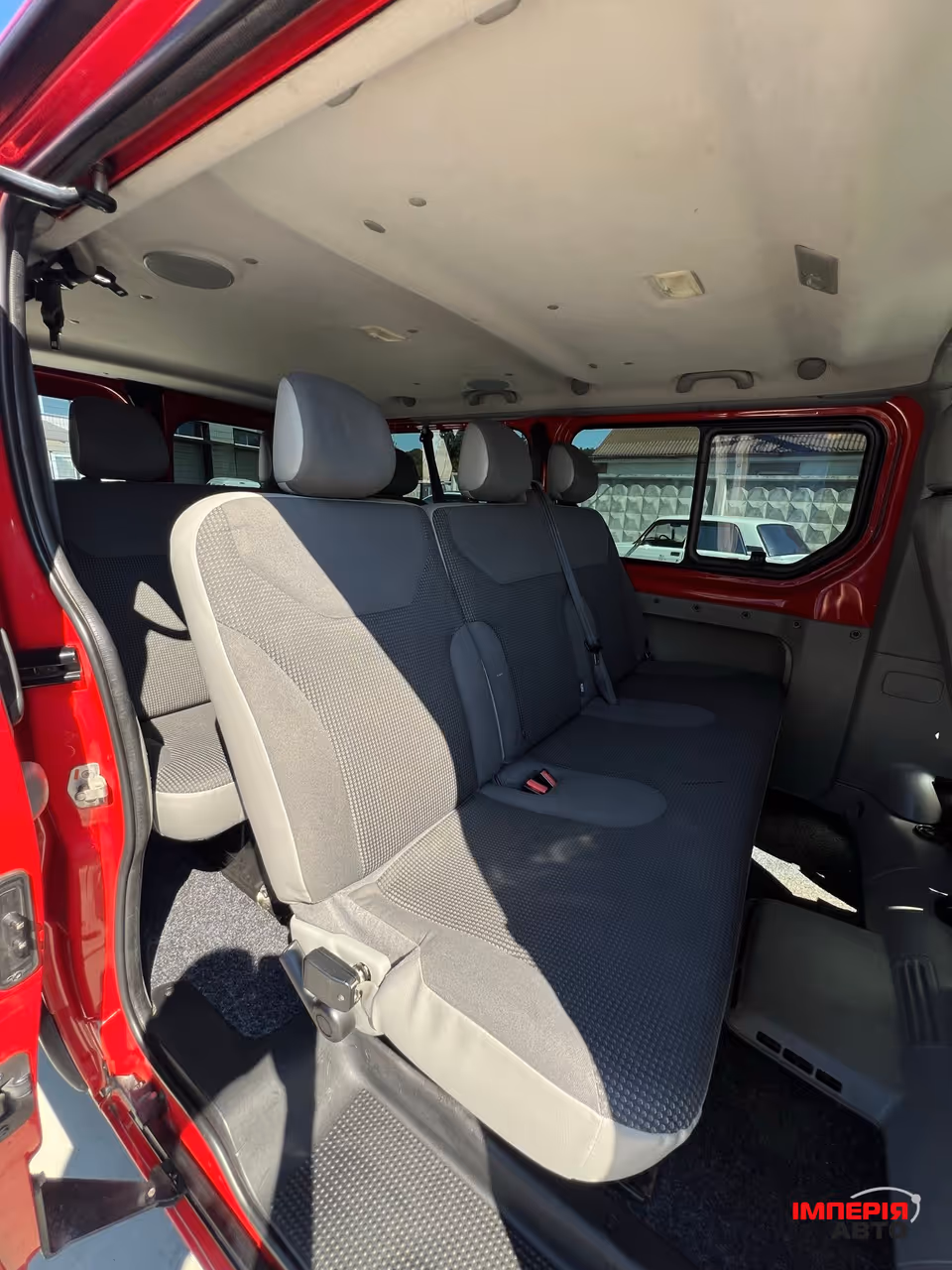 Opel Vivaro - фото 29