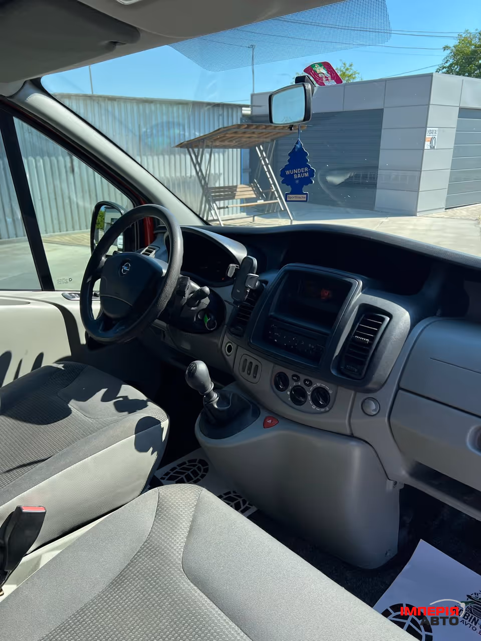 Opel Vivaro - фото 27