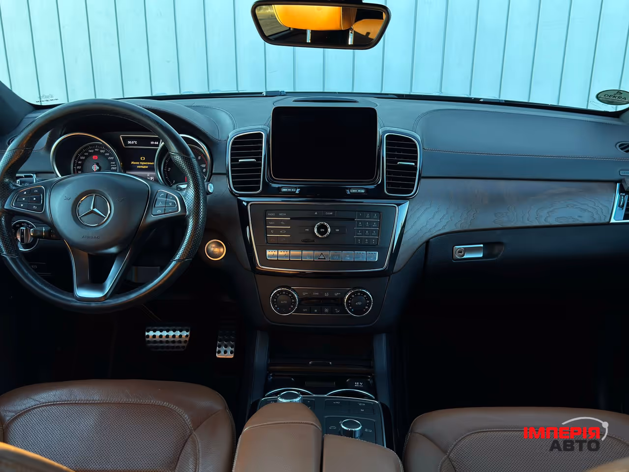 Mercedes-Benz GLE - фото 13