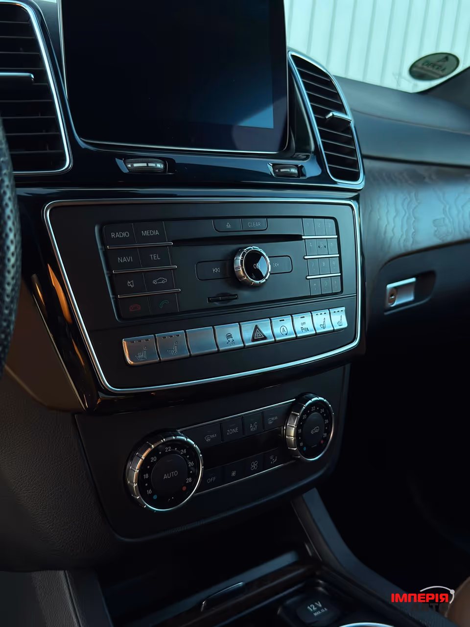 Mercedes-Benz GLE - фото 11