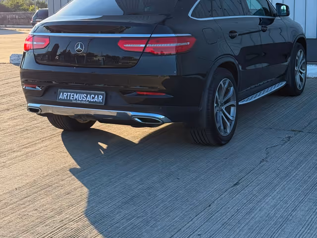 Mercedes-Benz GLE - фото 5